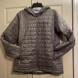Womens XL Patagonia jacket hooded nano puff